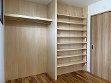川口市S邸 壁面スペース活用施工